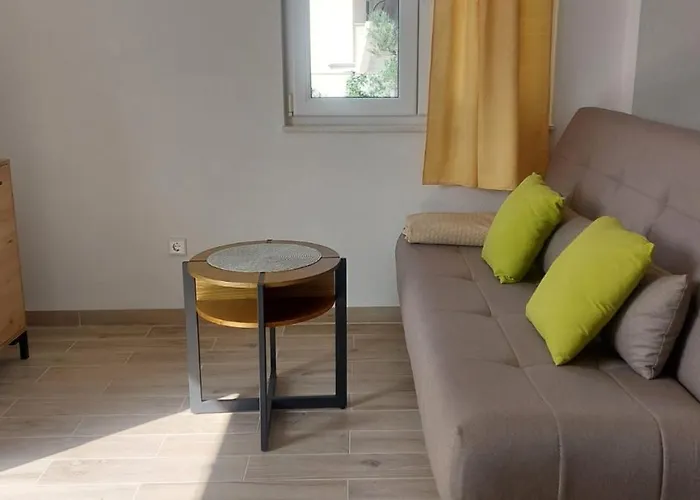 A&m * Vinišće